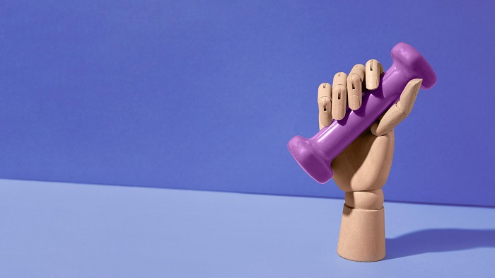 3d-model-hand-holding-a-3d-designed-dumbbell